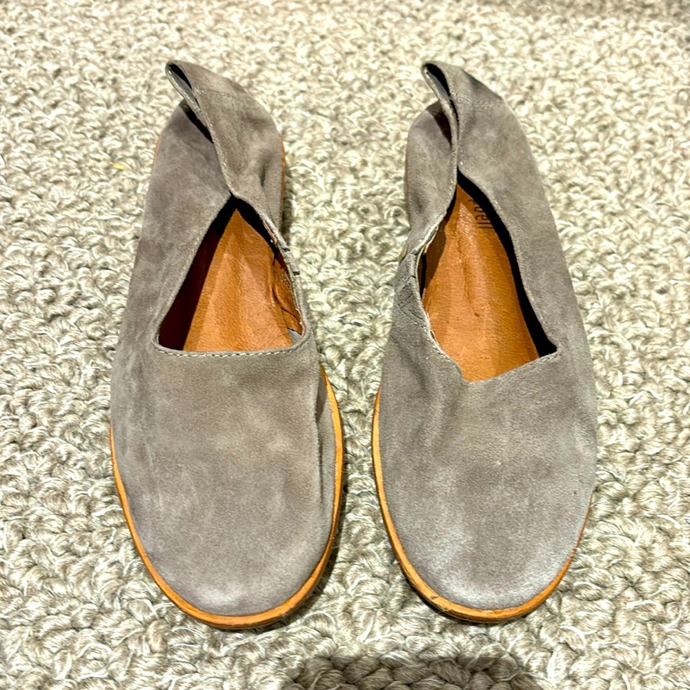 Jeffrey Campbell gray suede flats